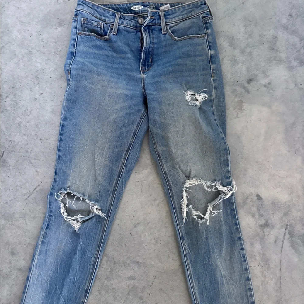 Old Navy Light Blue Distressed Straight-Leg Jeans